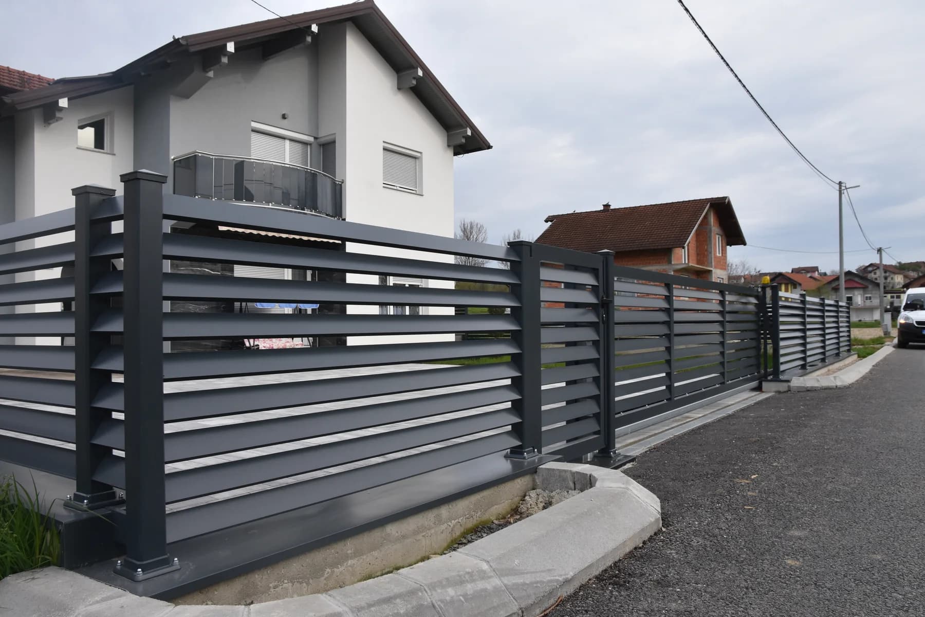Aluminijumska ograda i kapija